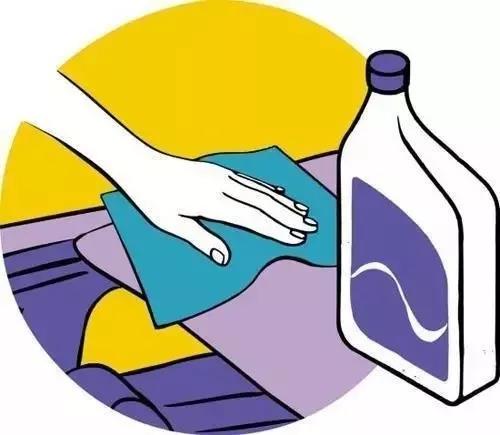 避免硬物清潔吊頂